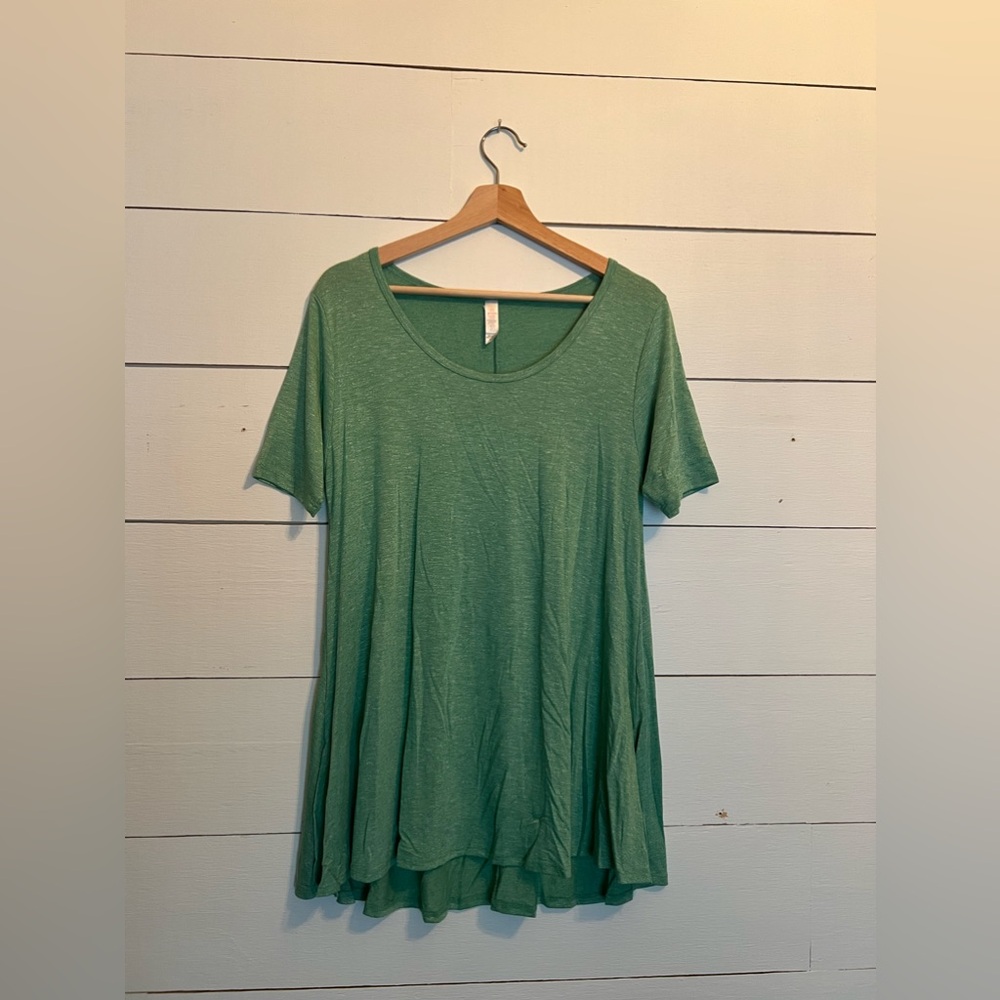 LuLaRoe Perfect Tee